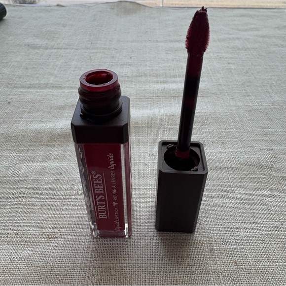 Makeup Bundle - Picture 12 of 13